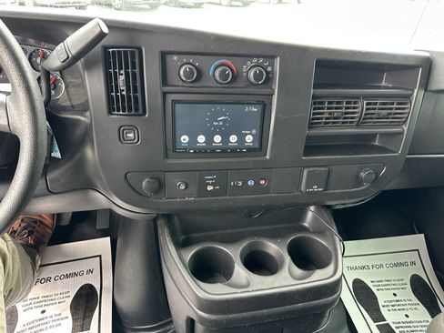 Used 2020 GMC Savana 2500 w/ Driver Convenience Package RWD image 11