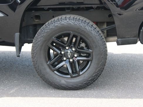 Used 2021 Chevrolet Silverado 1500 LT Trail Boss AWD/4WD image 18