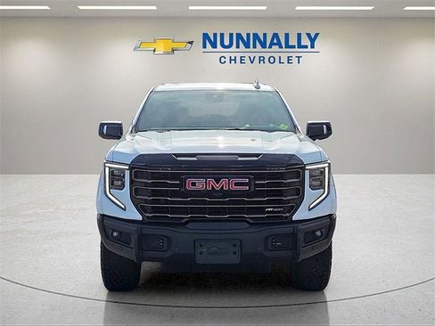 Certified 2024 GMC Sierra 1500 AT4X image 8