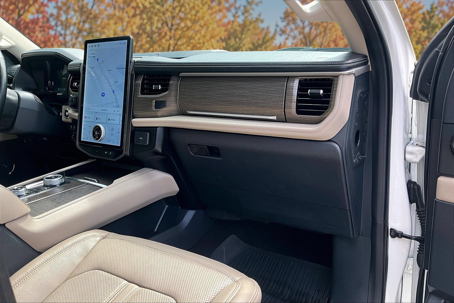 Certified 2023 Ford Expedition Max Limited AWD/4WD image 19