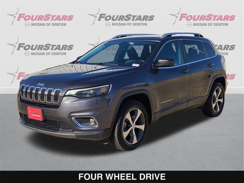 Used 2020 Jeep Cherokee Limited image 9