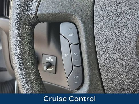 Used 2025 GMC Savana 2500 w/ Driver Convenience Package RWD image 6