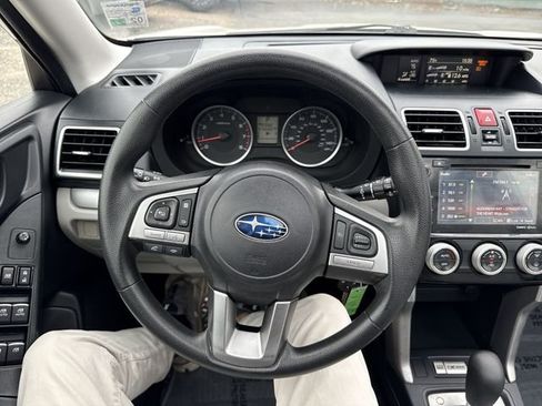 Used 2018 Subaru Forester 2.5i Premium image 14