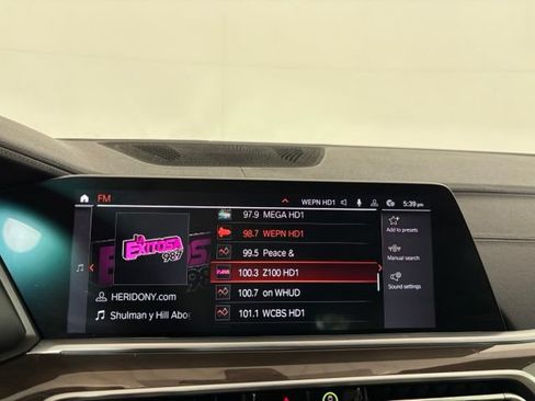 Used 2022 BMW X6 xDrive40i w/ Executive Package AWD/4WD image 15