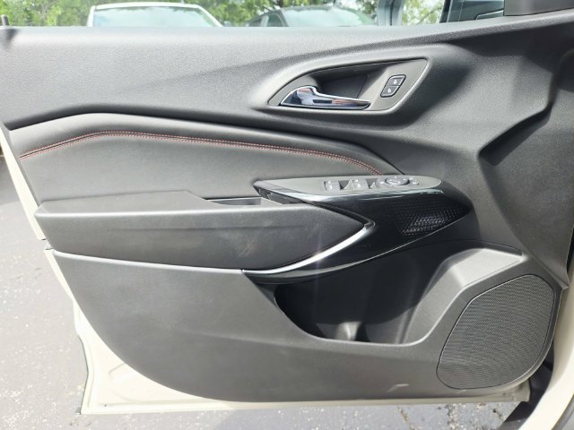 New 2026 Chevrolet Trax RS w/ Sunroof Package FWD image 29