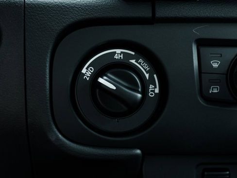 New 2025 Nissan Frontier PRO-4X w/ Pro Convenience Package image 21