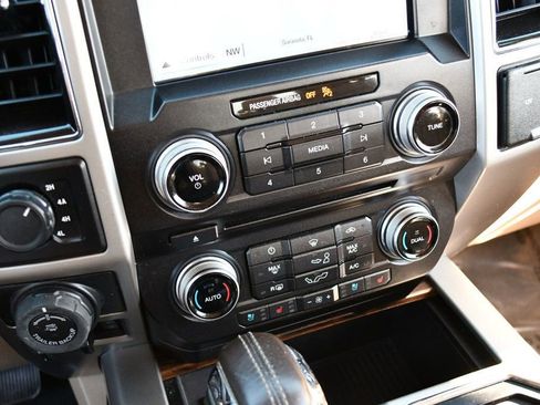 Used 2018 Ford F150 Lariat w/ Equipment Group 502A Luxury image 59