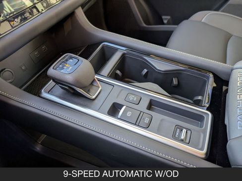 New 2025 Nissan Pathfinder SL w/ Cargo Package image 16