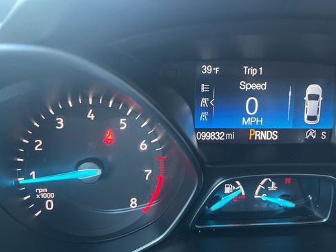 Used 2018 Ford Escape Titanium image 24