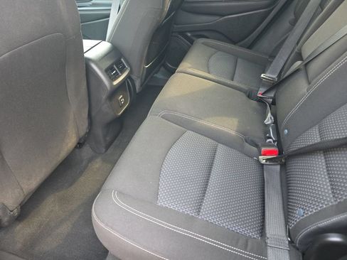 Used 2023 GMC Terrain SLE w/ Driver Convenience Package AWD/4WD image 11