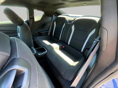 Used 2022 Chevrolet Camaro LT RWD image 21