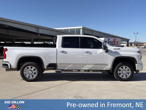 Certified 2024 Chevrolet Silverado 2500 High Country w/ High Country Premium Package image 3