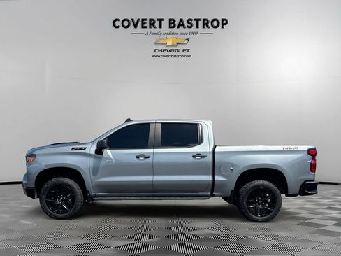Certified 2023 Chevrolet Silverado 1500 Custom Trail Boss w/ LPO, Dark Essentials Package AWD/4WD image 4