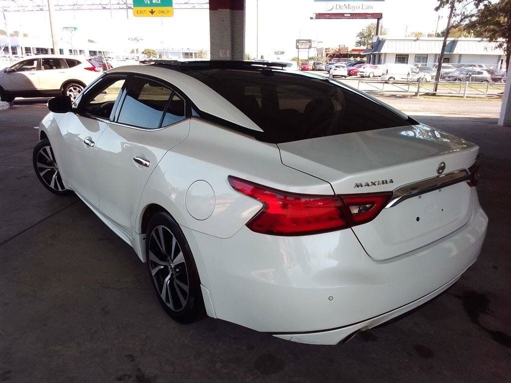 Used 2017 Nissan Maxima 3.5 SL FWD image 4