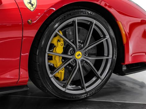 Used 2020 Ferrari 488 Pista Coupe RWD image 64