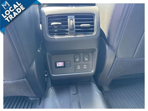 Used 2026 Nissan Rogue Platinum w/ Platinum Premium Package AWD/4WD image 19