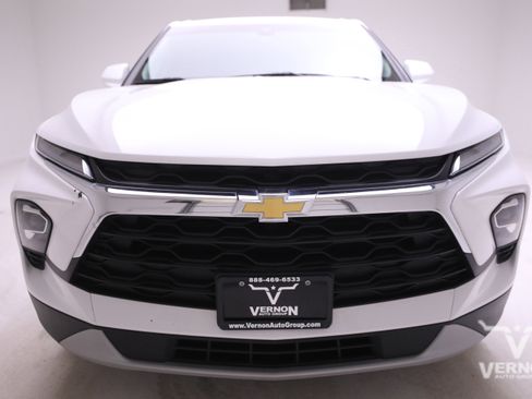 Used 2023 Chevrolet Blazer LT image 8