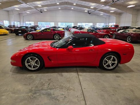 Used 2001 Chevrolet Corvette Convertible w/ Preferred Equipment Group2 image 36