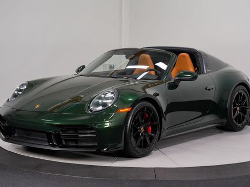 Used 2026 Porsche 911 Targa 4S AWD/4WD image 6