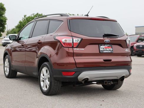 Used 2018 Ford Escape SE AWD/4WD image 11