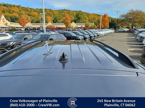 Certified 2024 Volkswagen Atlas SE image 14