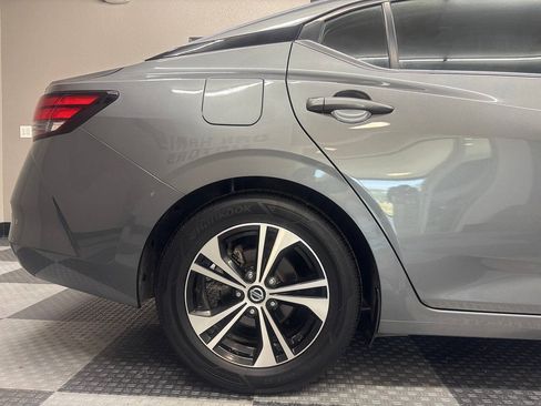 Used 2022 Nissan Sentra SV FWD image 6