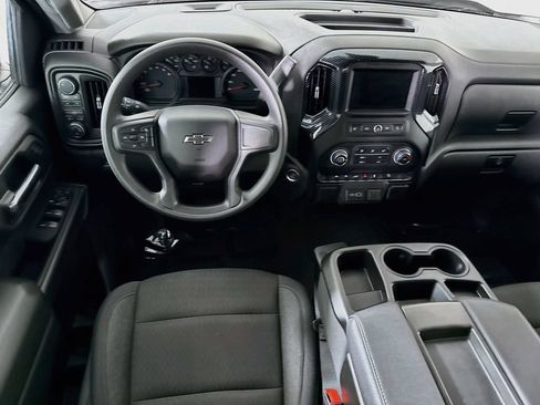 Used 2024 Chevrolet Silverado 1500 Custom Trail Boss AWD/4WD image 3