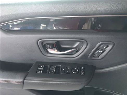 Certified 2023 Honda Pilot TrailSport image 12