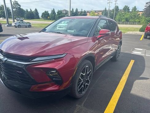 Certified 2024 Chevrolet Blazer RS w/ Driver Confidence II Package FWD image 2