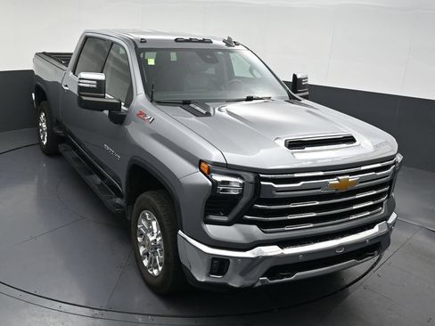 Used 2024 Chevrolet Silverado 2500 LTZ w/ LTZ Convenience Package AWD/4WD image 22