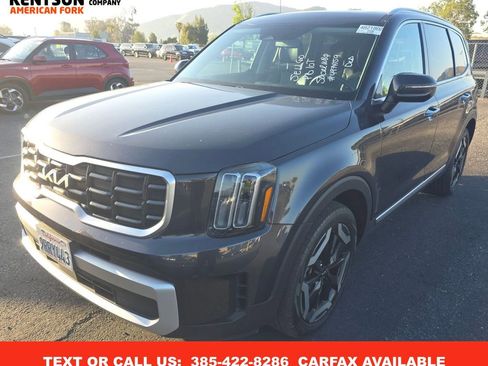 Used 2025 Kia Telluride S AWD/4WD image 1