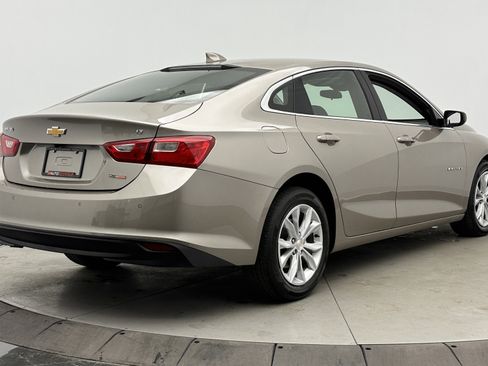Used 2025 Chevrolet Malibu LT image 7