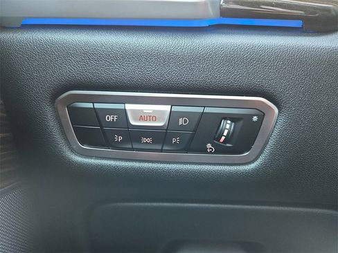 Used 2023 BMW X5 xDrive45e image 27