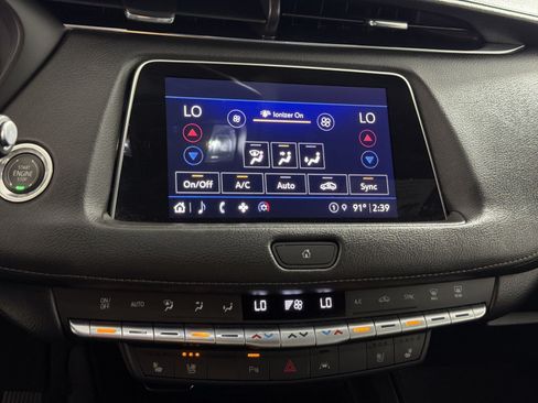 Used 2023 Cadillac XT4 Premium Luxury w/ Technology Package AWD/4WD image 21