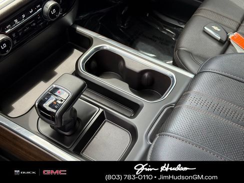 Certified 2025 Chevrolet Silverado 1500 High Country w/ High Country Premium Package AWD/4WD image 32