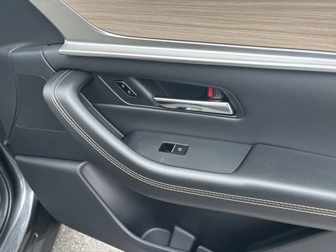 Used 2025 MAZDA CX-90 3.3 Turbo w/ Preferred Package image 11