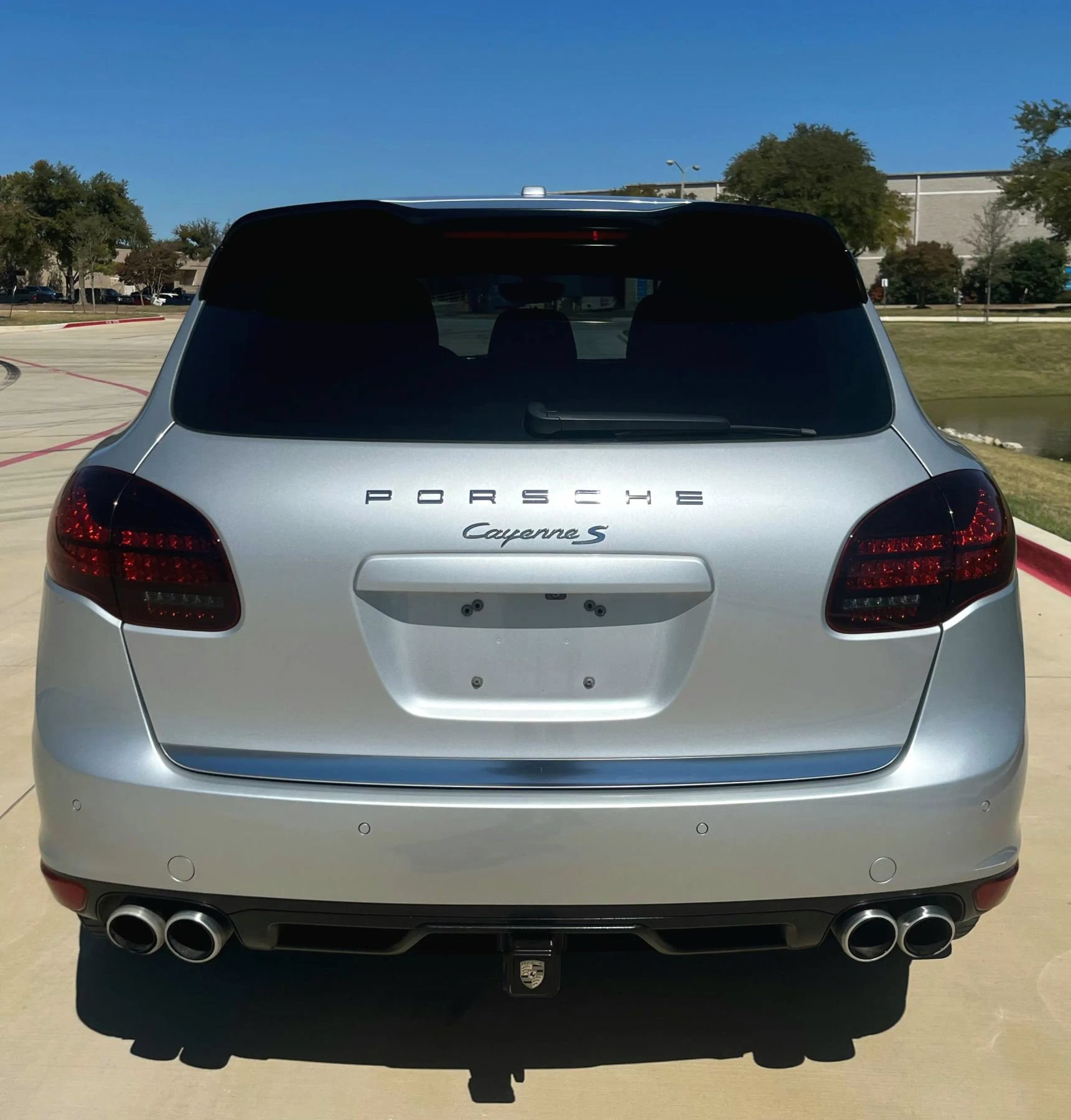 Used 2012 Porsche Cayenne S AWD/4WD image 10