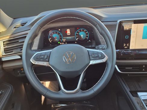 New 2026 Volkswagen Atlas SEL AWD/4WD image 18