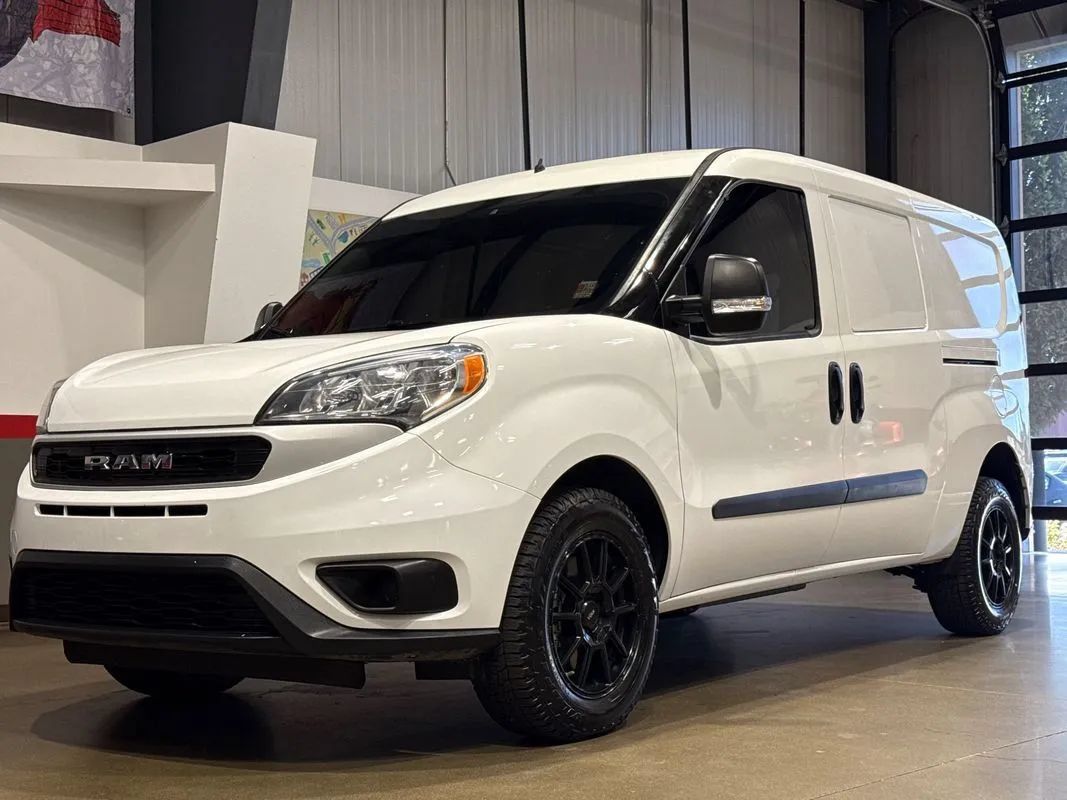 Used 2022 RAM ProMaster City Tradesman FWD image 10