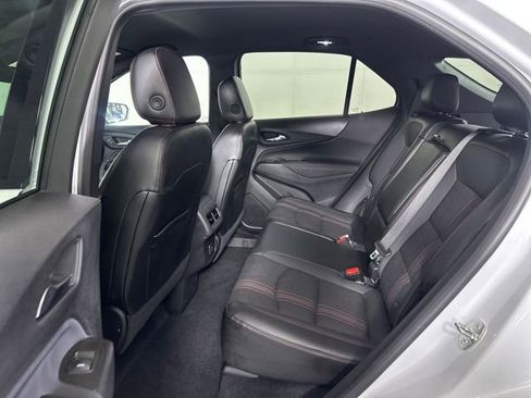 Used 2023 Chevrolet Equinox RS image 25