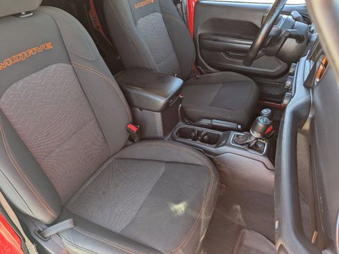 Used 2021 Jeep Gladiator Mojave image 11