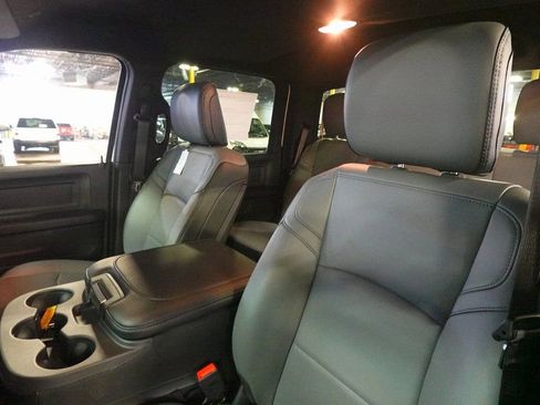 New 2026 RAM 2500 Tradesman w/ Bed Convenience Group image 10