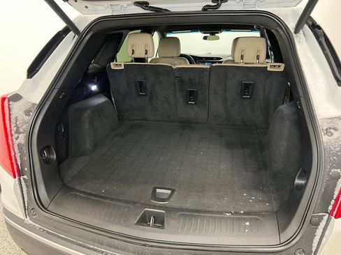 Used 2019 Cadillac XT5 AWD image 7