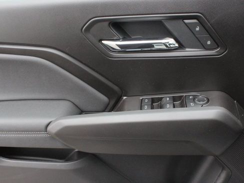 New 2025 GMC Canyon Elevation w/ Convenience Package image 16