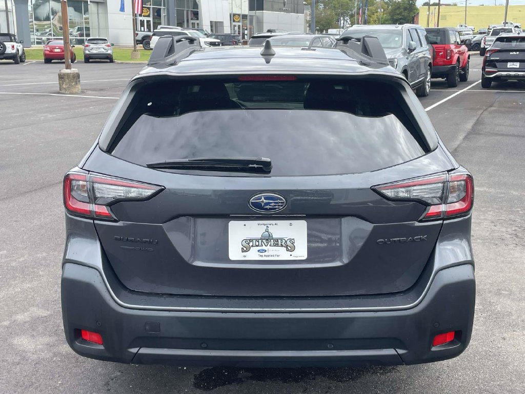 Used 2025 Subaru Outback Onyx Edition AWD/4WD image 4