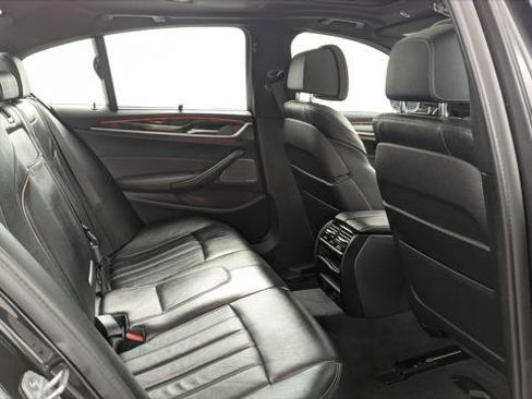 Used 2019 BMW 540i w/ Convenience Package image 18