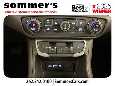 Used 2023 GMC Terrain SLE w/ Driver Convenience Package AWD/4WD image 16