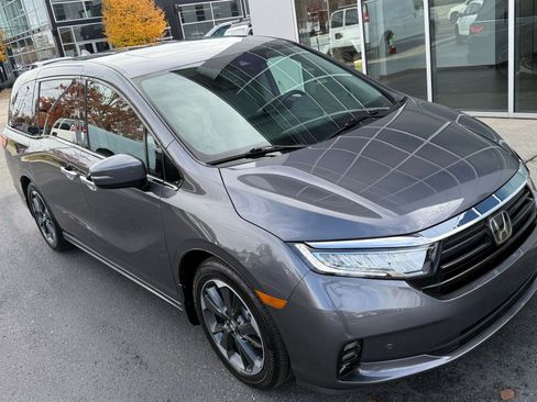 Used 2024 Honda Odyssey Elite image 16