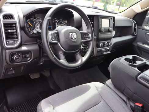 Used 2019 RAM 1500 Big Horn AWD/4WD image 5