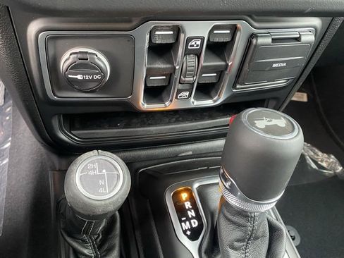 New 2026 Jeep Wrangler Sahara image 24